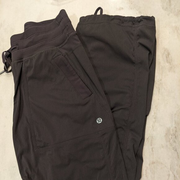 Lululemon Dance pants, size 2, Charcoal grey - Picture 1 of 3